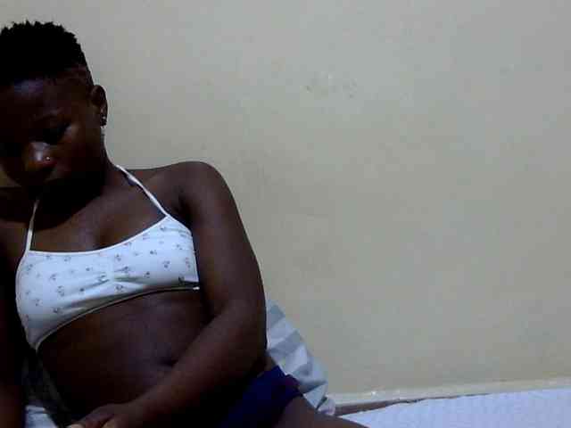 babyellah webcam