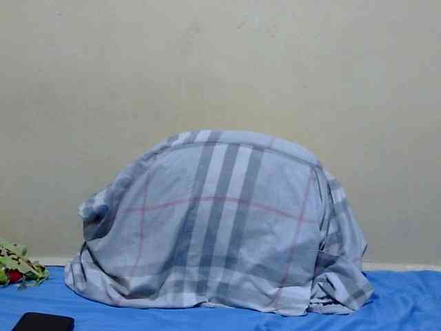 babyellah webcam