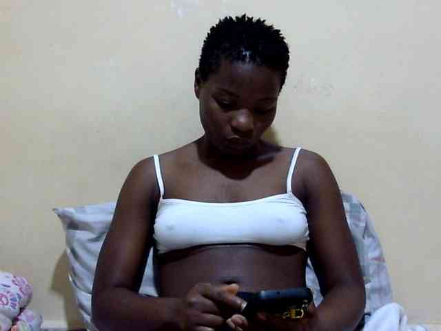 babyellah webcam