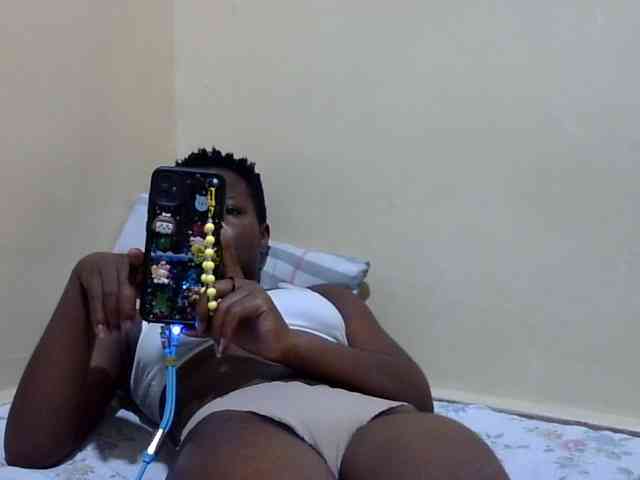 babyellah webcam