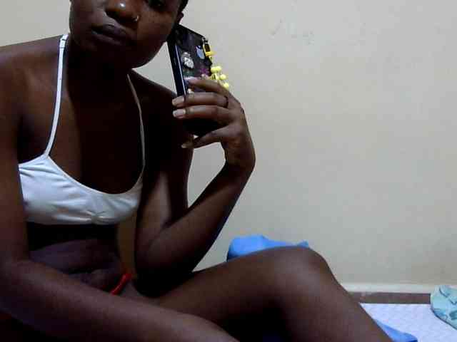 babyellah webcam