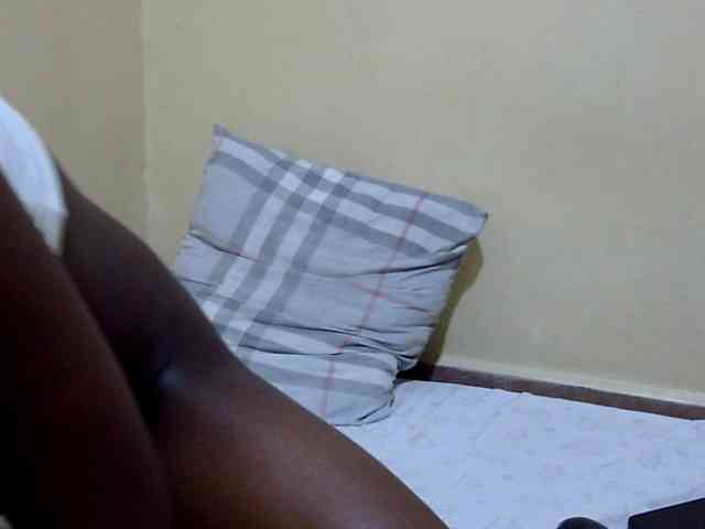 babyellah webcam
