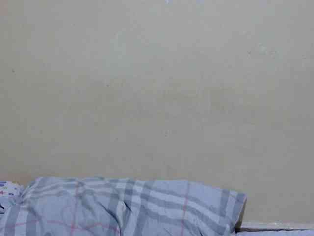 babyellah webcam