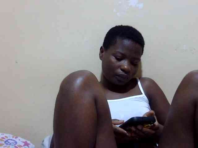 babyellah webcam
