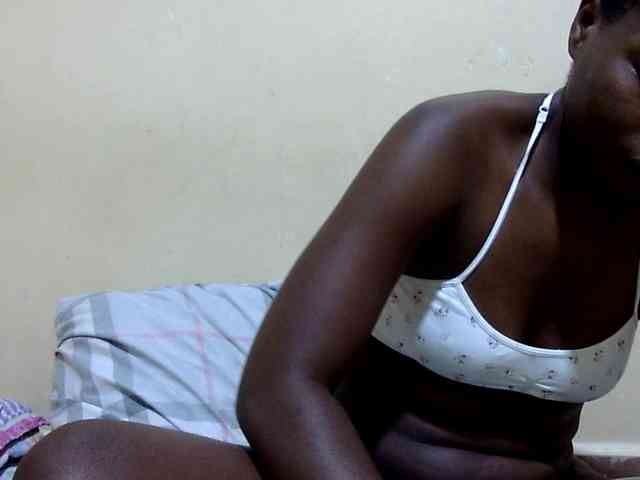 babyellah webcam