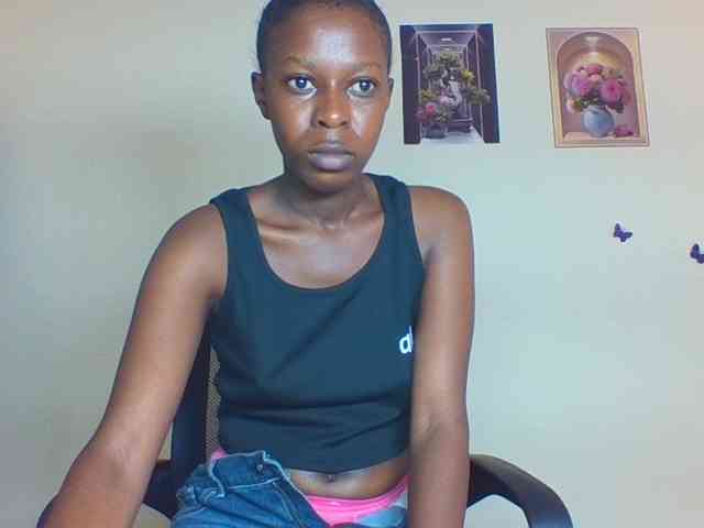 Cocoloveee webcam