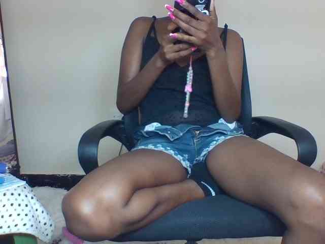 Cocoloveee webcam