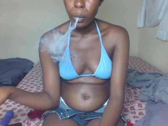 Cocoloveee webcam