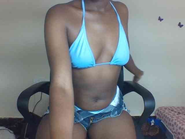Cocoloveee webcam