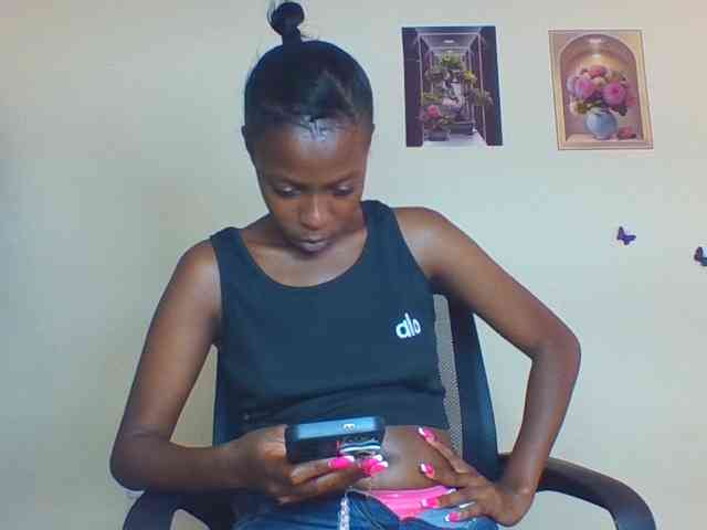 Cocoloveee webcam