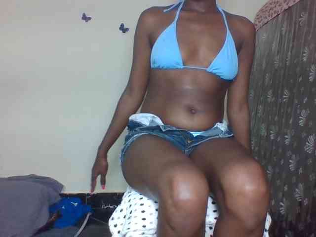 Cocoloveee webcam