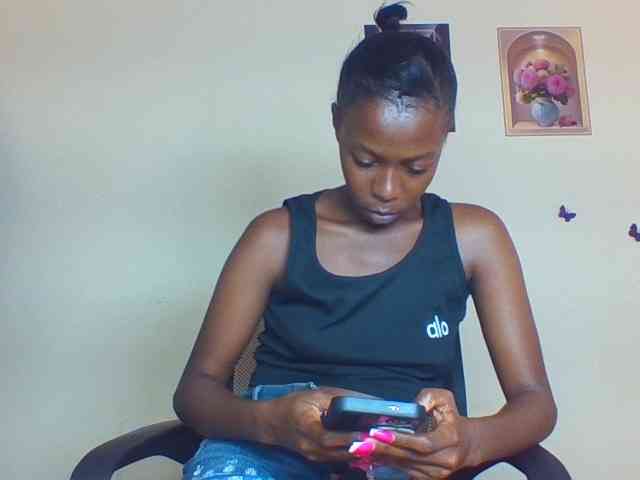 Cocoloveee webcam
