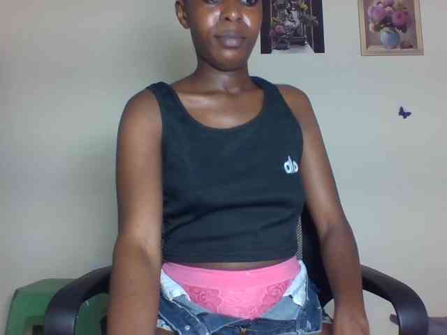 Cocoloveee webcam