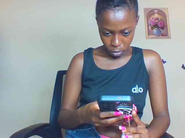 Cocoloveee webcam