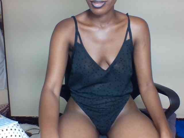 Cocoloveee webcam