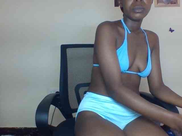 Cocoloveee webcam