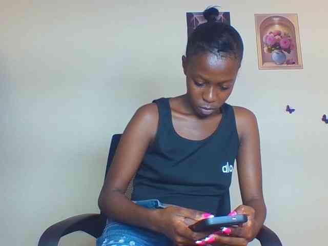 Cocoloveee webcam