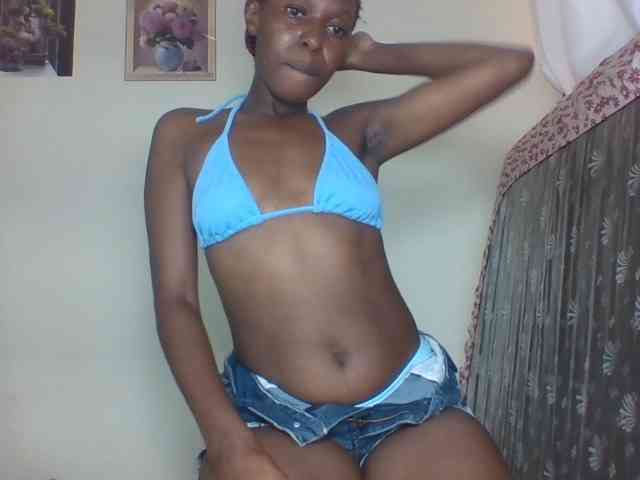 Cocoloveee webcam