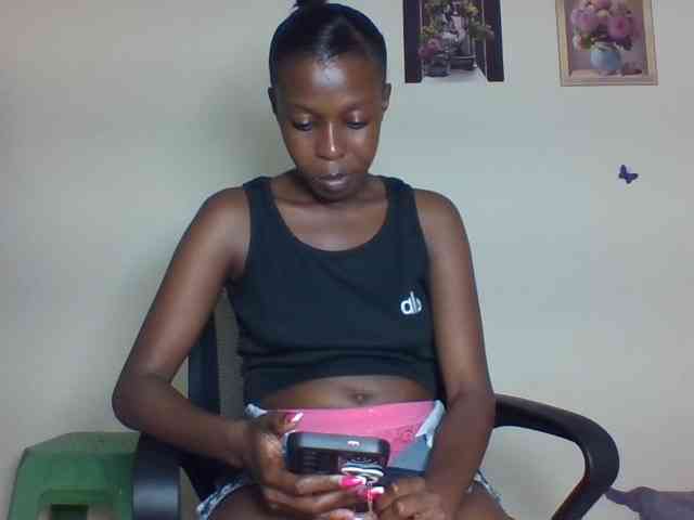 Cocoloveee webcam