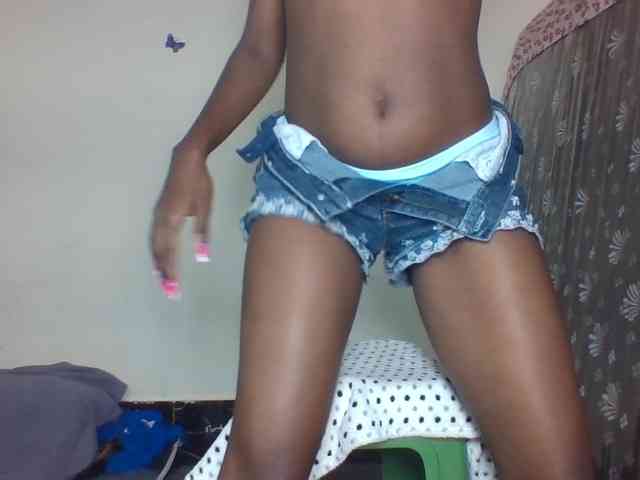 Cocoloveee webcam