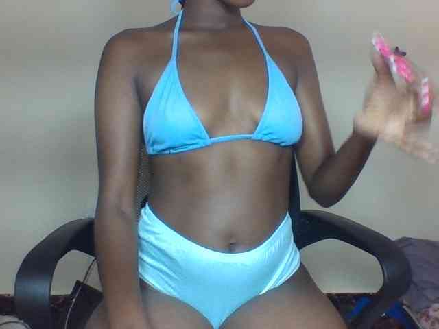 Cocoloveee webcam