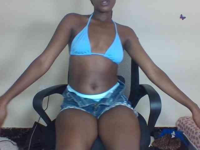 Cocoloveee webcam