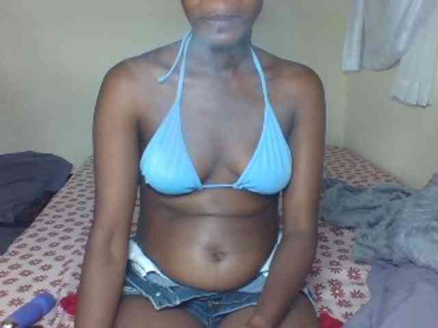 Cocoloveee webcam