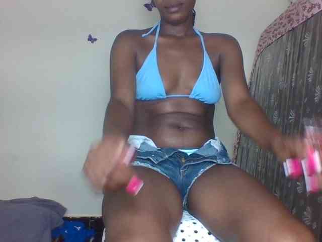 Cocoloveee webcam