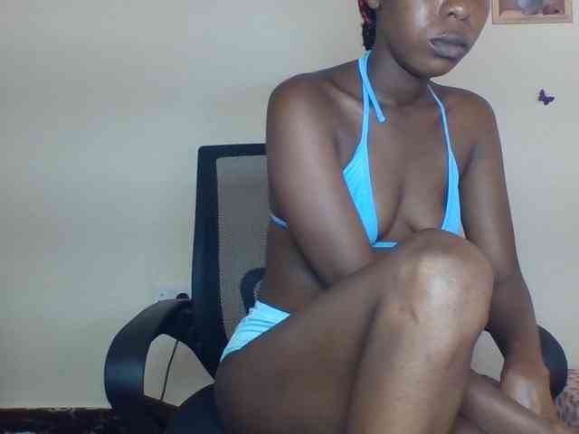 Cocoloveee webcam