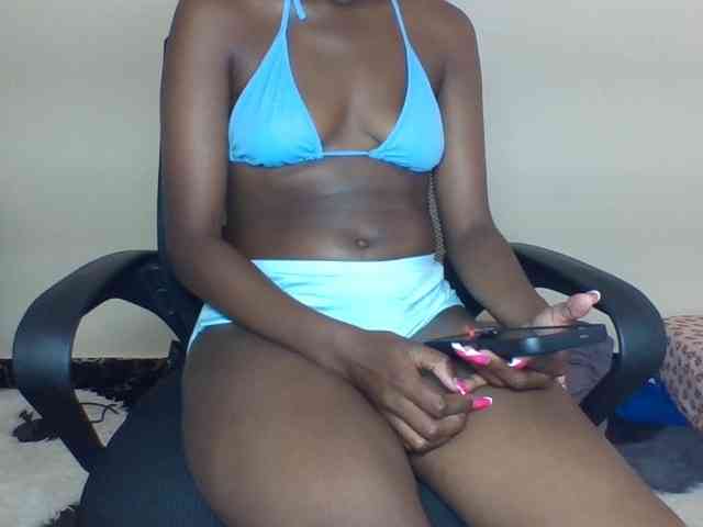 Cocoloveee webcam