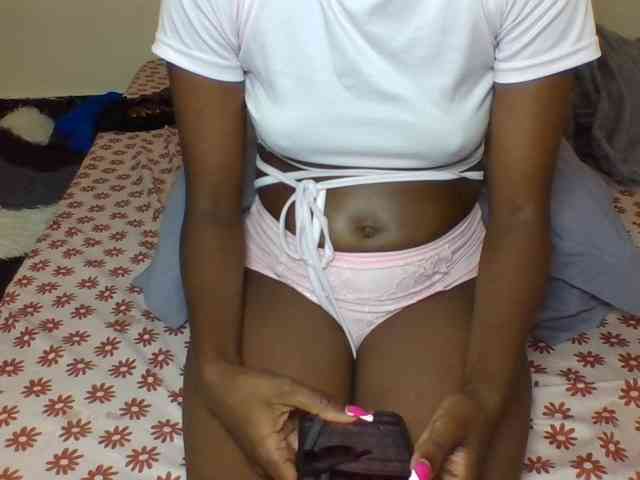Cocoloveee webcam