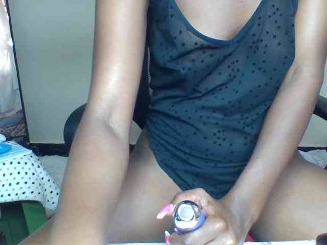 Cocoloveee webcam