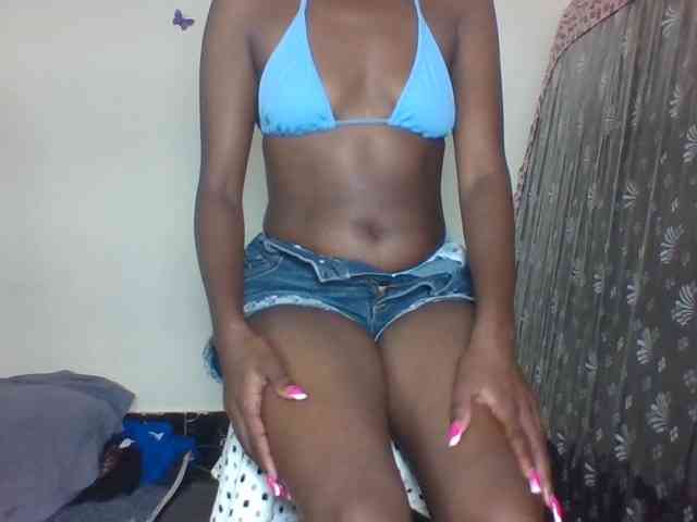 Cocoloveee webcam