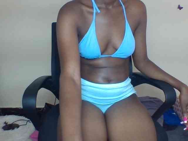 Cocoloveee webcam