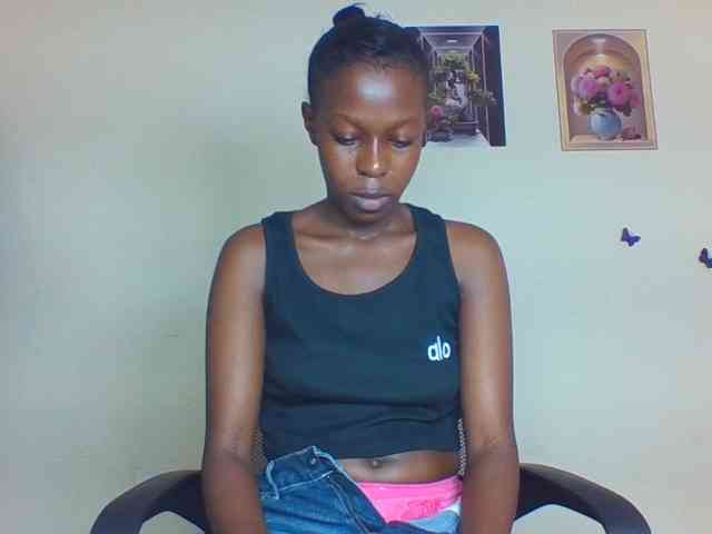 Cocoloveee webcam
