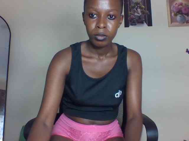 Cocoloveee webcam