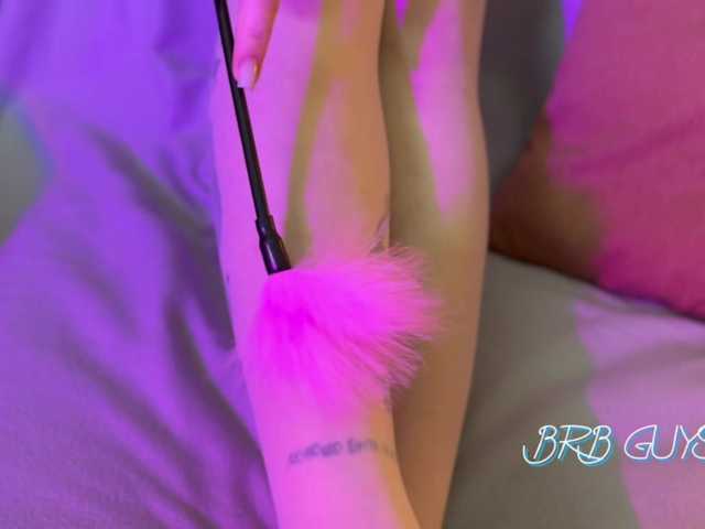 Jennyviva live cam on BongaCams