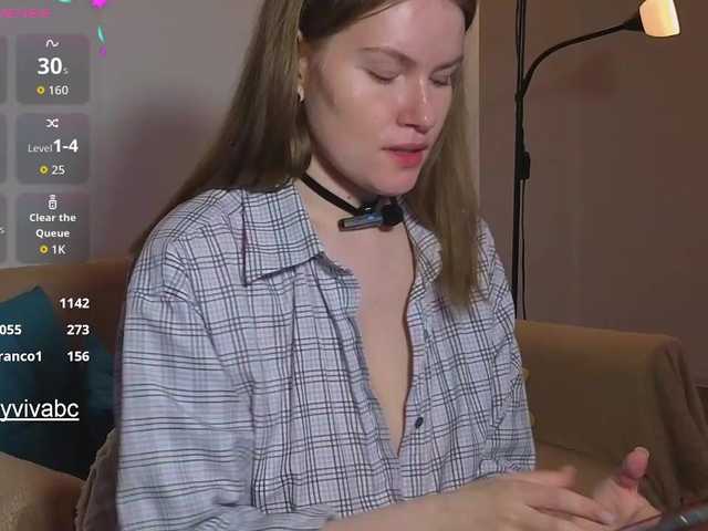 Jennyviva live cam on BongaCams