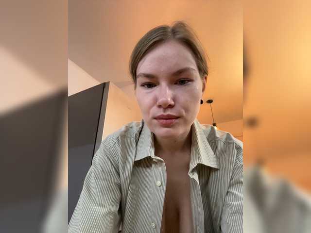 Jennyviva live cam preview