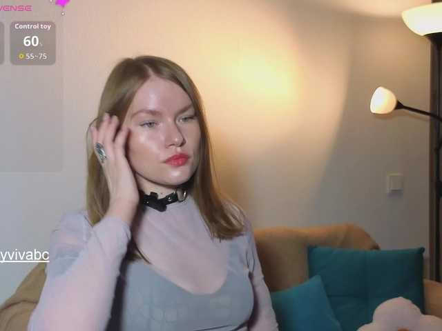 Jennyviva live cam on BongaCams