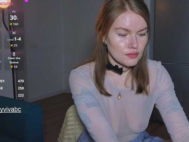 Jennyviva live cam on BongaCams