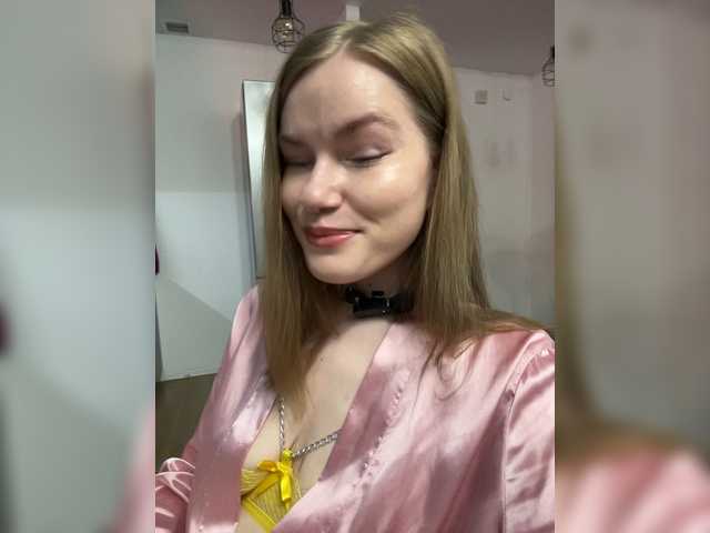 Jennyviva live cam on BongaCams