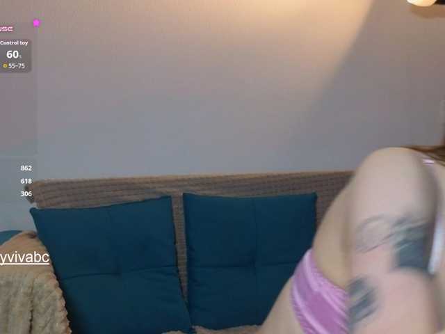Jennyviva live cam on BongaCams