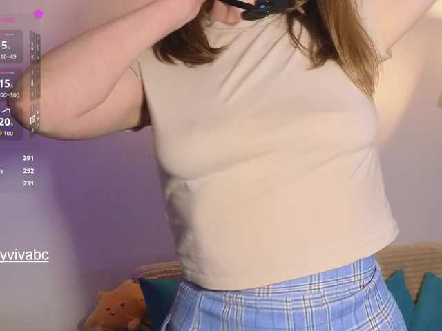 Jennyviva live cam on BongaCams