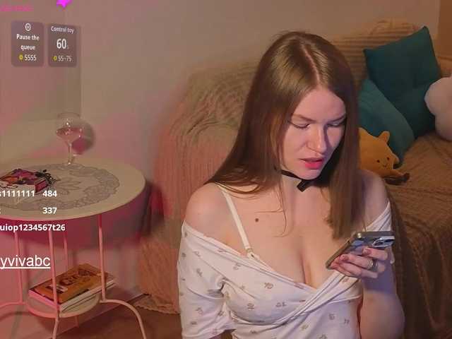 Jennyviva live cam on BongaCams