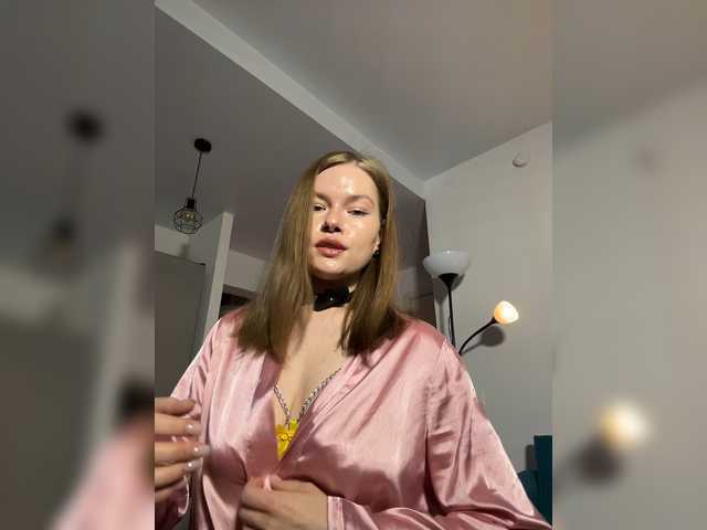 Jennyviva live cam on BongaCams