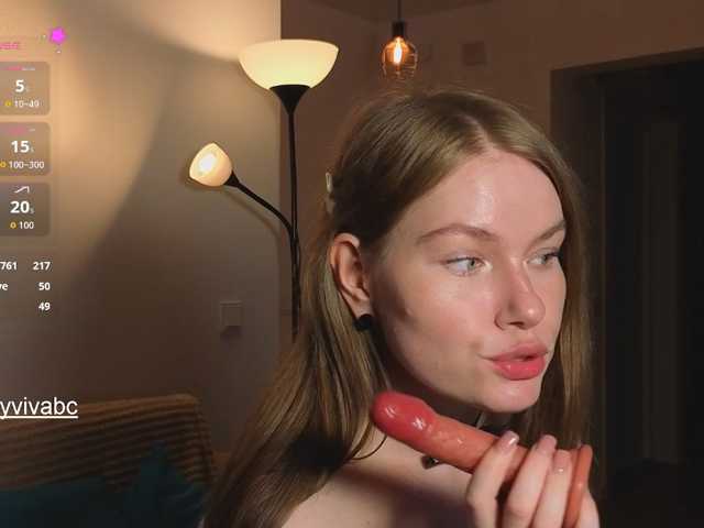 Jennyviva live cam on BongaCams