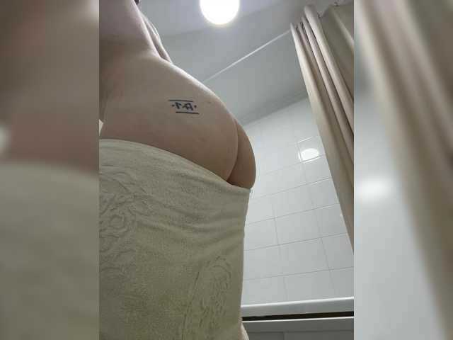 Jennyviva live cam on BongaCams