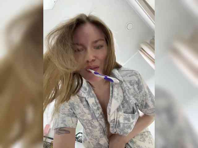 Jennyviva webcam