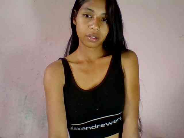 Sexyjolie586 webcam